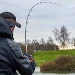 Guru N-Gauge Feeder Rod 9ft 2 Piece -Viswinkel 136094917533Guru N Gauge Feeder Rod 9ft