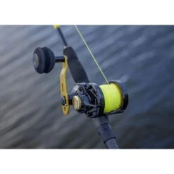 Black Cat Battle Cat Vertical 710 LH Reel -Viswinkel 3730665Black Cat Battle Cat Vertical 710 LH Reel 7